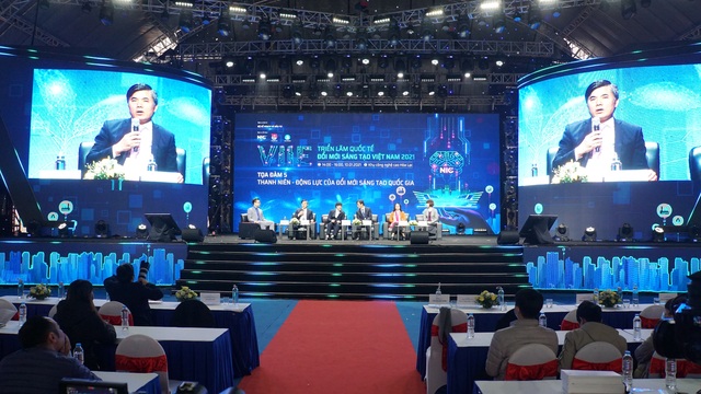 Sinh viên cần có tâm thế tạo việc làm cho mình, cho người khác - 1