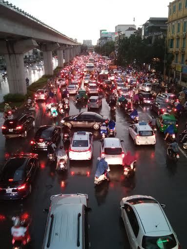 mưa dông, gió giật, Hà Nội mưa dông, gió giật, Hà Nội