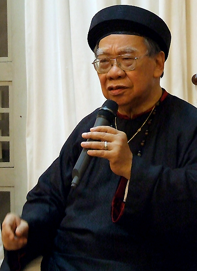 Giáo sư Trần Văn Khê