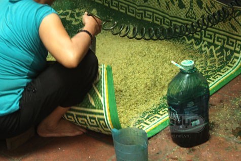 nhuộm-màu, thực-phẩm, cốm-vòng, hóa-chất, tạo-ngọt, ung-thư, độc-hại, làng-nghề, Mễ-Trì, công-nghệ, quy-trình, mất-vệ-sinh