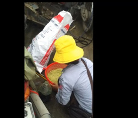 nhuộm-màu, thực-phẩm, cốm-vòng, hóa-chất, tạo-ngọt, ung-thư, độc-hại, làng-nghề, Mễ-Trì, công-nghệ, quy-trình, mất-vệ-sinh