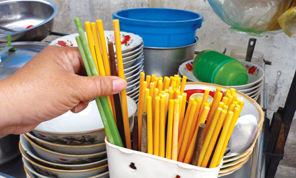 đũa, đũa-sơn, đũa-tre, đũa-nhựa, ung-thư, melamine, nấm-mốc, nhiễm-độc đũa, đũa-sơn, đũa-tre, đũa-nhựa, ung-thư, melamine, nấm-mốc, nhiễm-độc