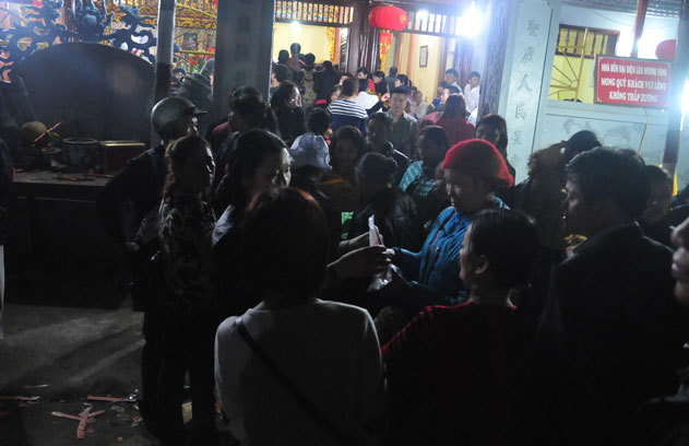 chợ-Viềng, Nam-Định, thịt-bê, du-khách