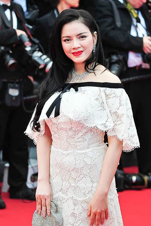 sao Việt, khoe của, chênh lệch giàu nghèo, xế hộp, gia cảnh sao Việt, khoe của, chênh lệch giàu nghèo, xế hộp, gia cảnh