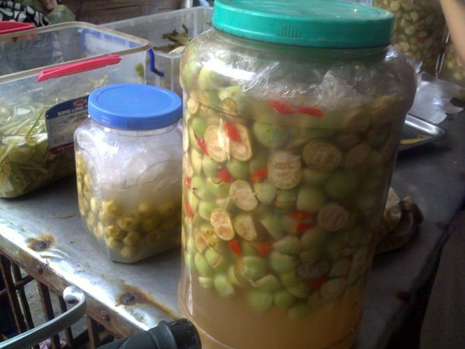 dưa, thùng sơn, thực phẩm, chợ, cà muối