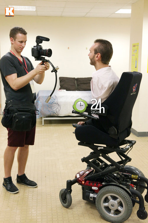 Nick, thuyết trình