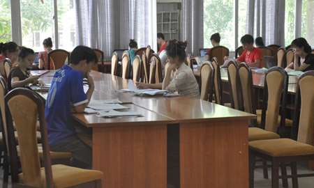 sinh viên, nắng nóng, chống nóng, hè