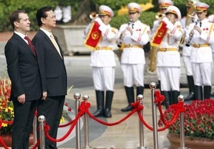 Nga, Thủ tướng, Medvedev, dầu khí, điện hạt nhân, chính sách Viễn Đông